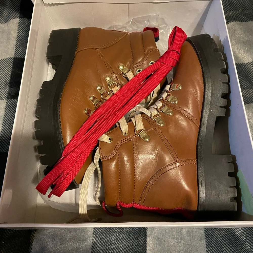 Steve Madden Boots - Picture 8 of 9